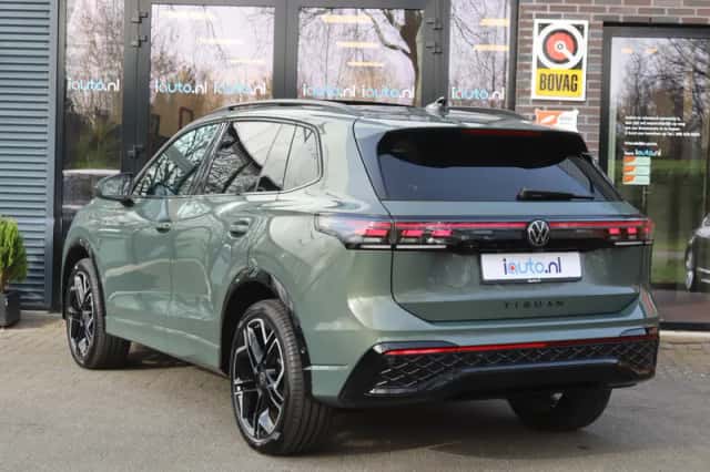 Volkswagen Tiguan (2025) thumbnail 6