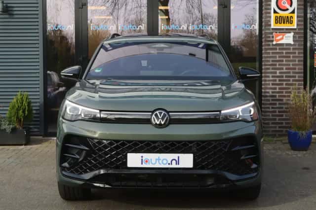 Volkswagen Tiguan (2025) thumbnail 7