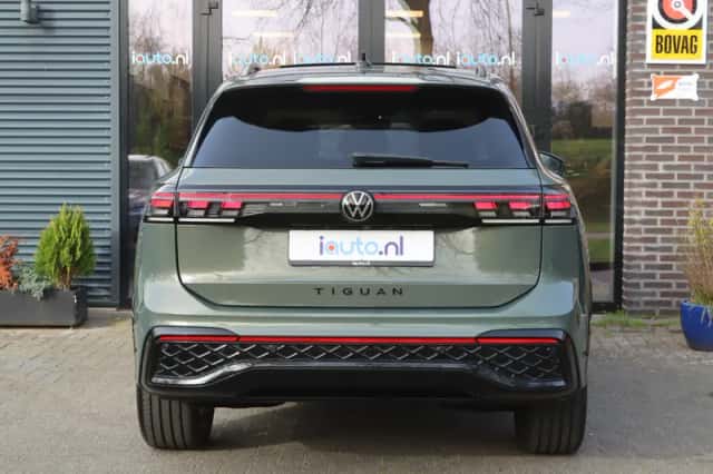 Volkswagen Tiguan (2025) thumbnail 8