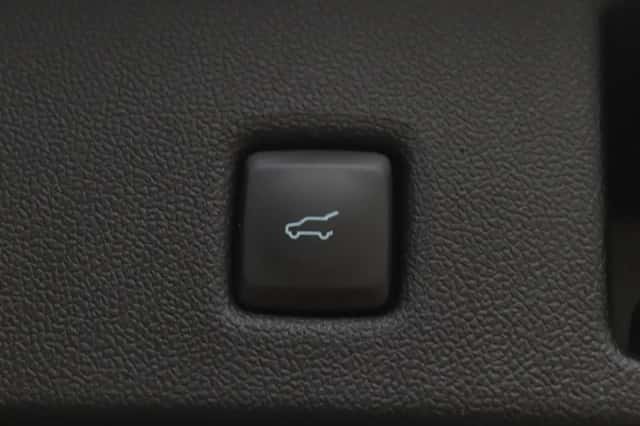 Ford Kuga (2024) thumbnail 24