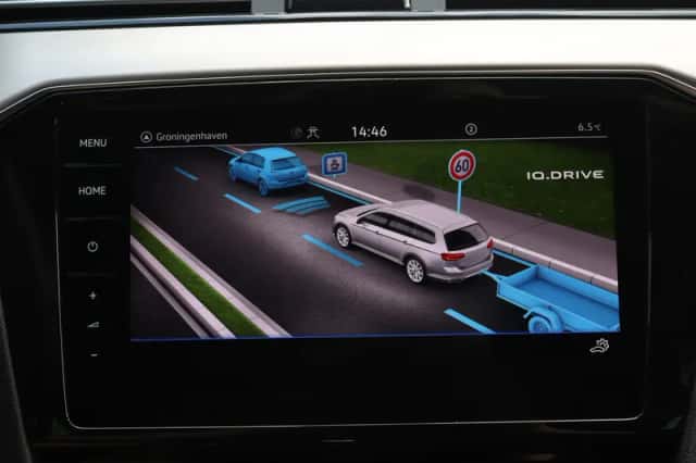 Volkswagen Passat (2019) thumbnail 19