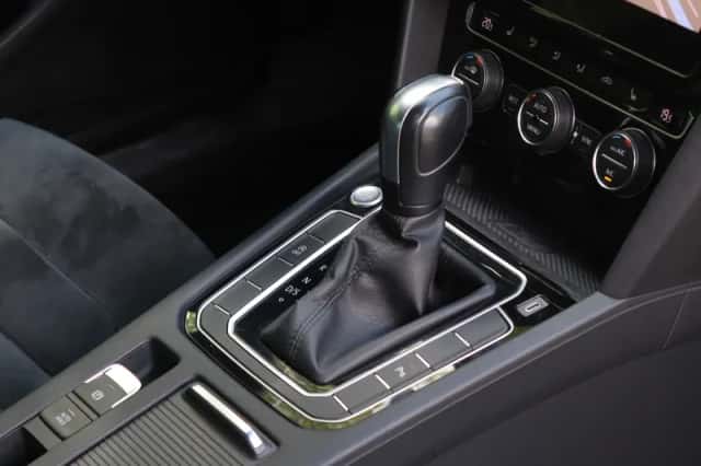 Volkswagen Passat (2019) thumbnail 22