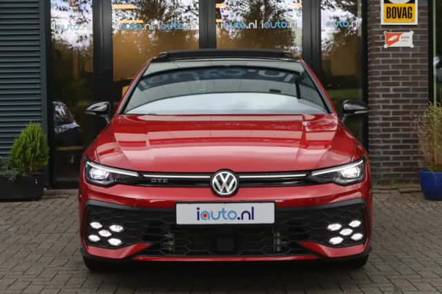 Volkswagen Golf (2025) thumbnail 7