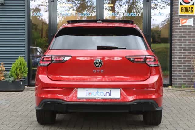 Volkswagen Golf (2025) thumbnail 8