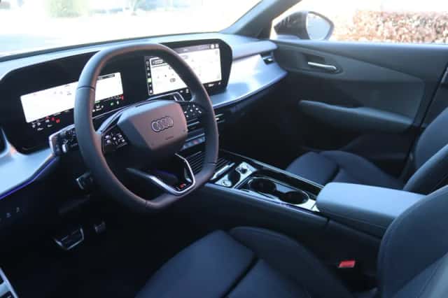 Audi Q3 (2026) thumbnail 10