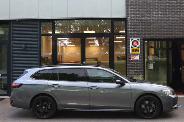 Volkswagen Passat (2025) thumbnail 4