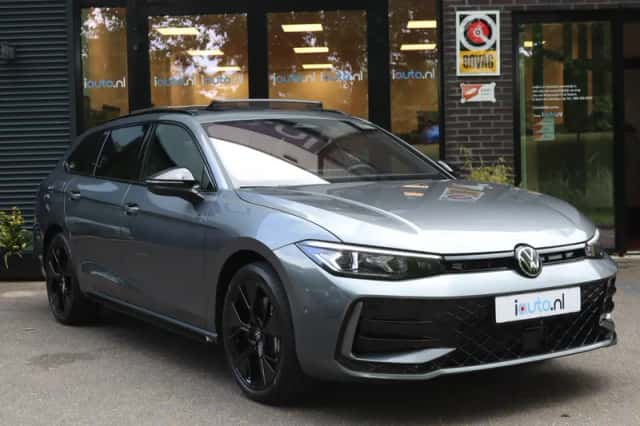 Volkswagen Passat (2025) thumbnail 5