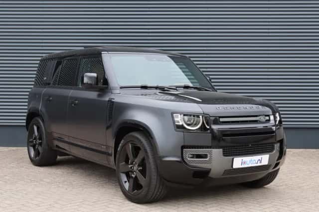 Land Rover Defender (2023) thumbnail 5