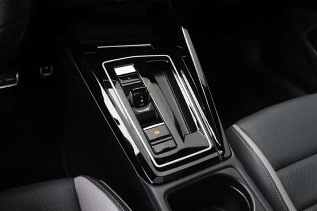 Volkswagen Golf (2024) thumbnail 22