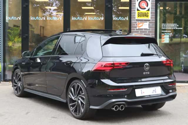 Volkswagen Golf (2024) thumbnail 8