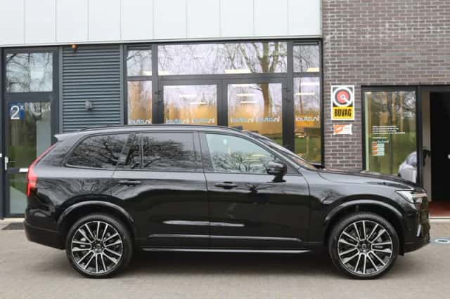 Volvo XC90 (2026) thumbnail 4