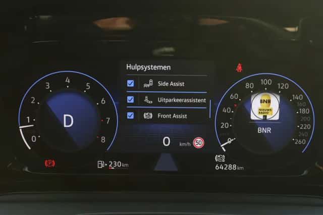 Volkswagen Golf (2020) thumbnail 22