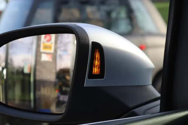 Volkswagen Golf (2020) thumbnail 32