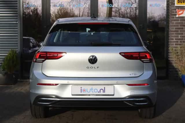Volkswagen Golf (2020) thumbnail 8