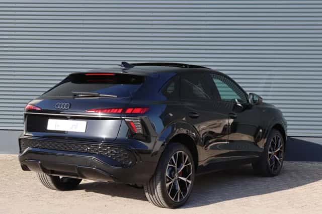 Audi Q3 (2026) thumbnail 2