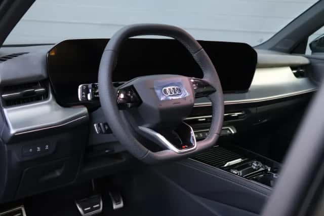 Audi Q3 (2026) thumbnail 9