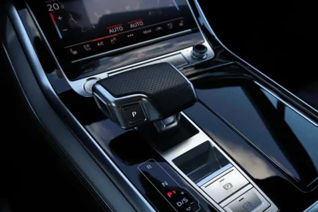Audi Q7 (2020) thumbnail 24