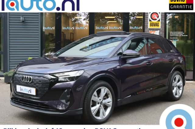 Audi Q4 e-tron (2023) thumbnail 1