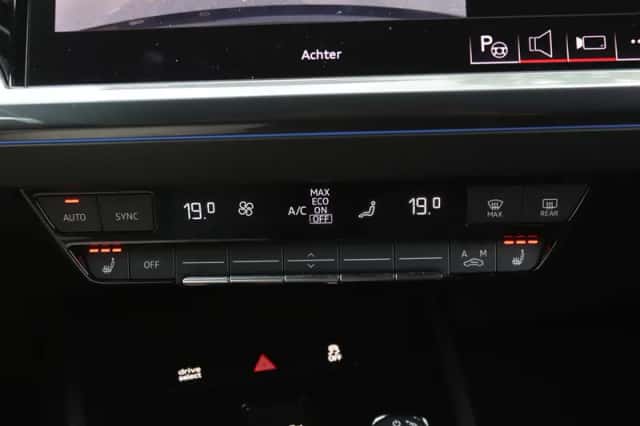 Audi Q4 e-tron (2023) thumbnail 24