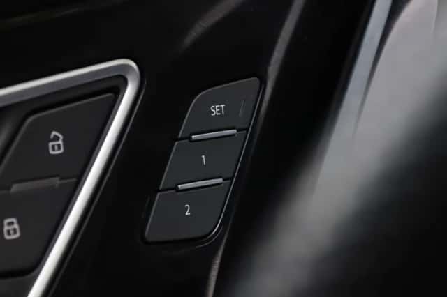 Audi Q4 e-tron (2023) thumbnail 28