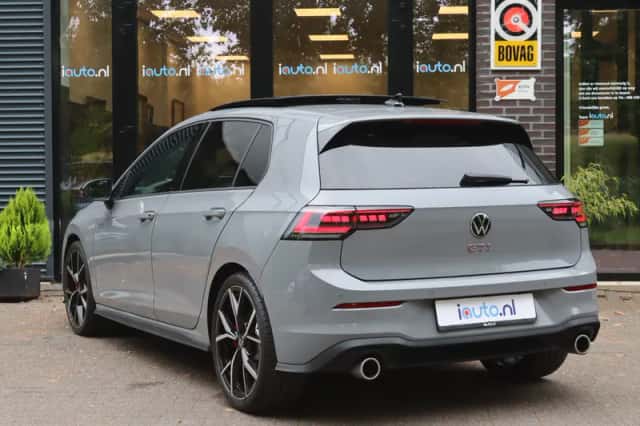 Volkswagen Golf (2024) thumbnail 6