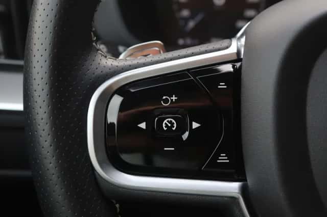Volvo XC60 (2019) thumbnail 27