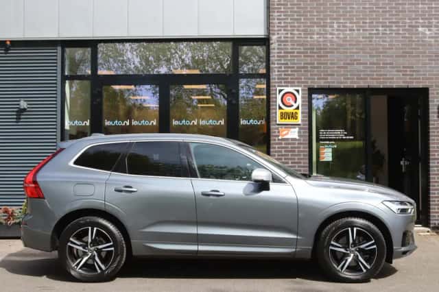 Volvo XC60 (2019) thumbnail 4
