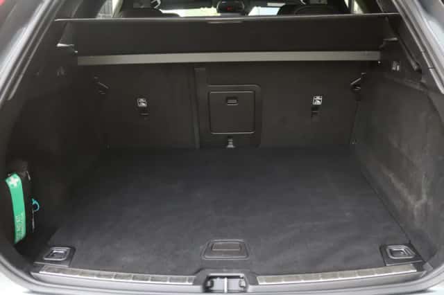 Volvo XC60 (2019) thumbnail 34