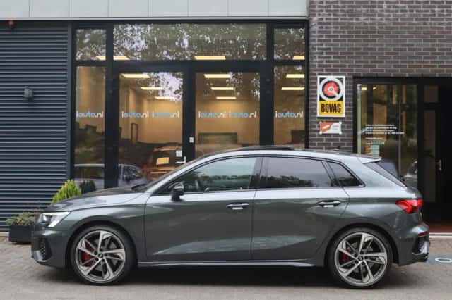 Audi S3 (2021) thumbnail 3
