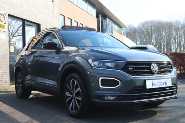 Volkswagen T-Roc (2019) thumbnail 35