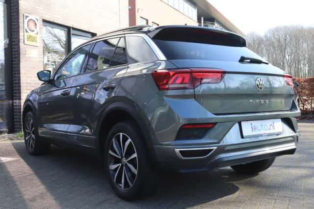 Volkswagen T-Roc (2019) thumbnail 37