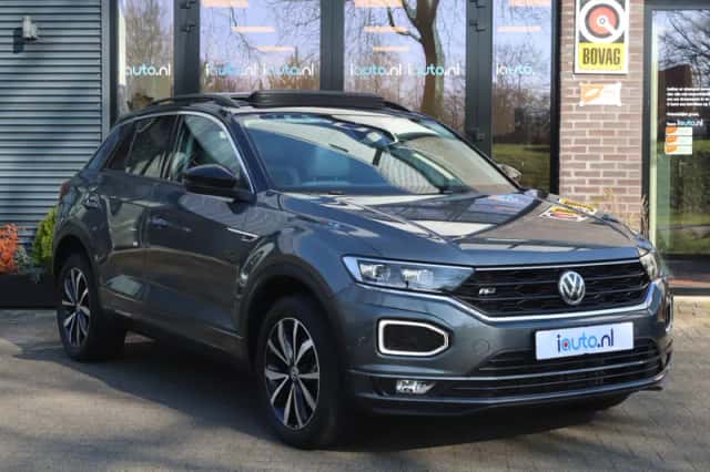 Volkswagen T-Roc (2019) thumbnail 5