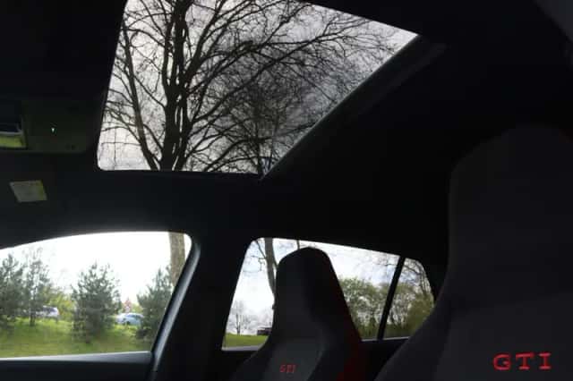Volkswagen Golf (2025) thumbnail 13