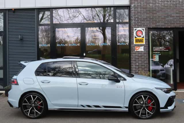 Volkswagen Golf (2025) thumbnail 4