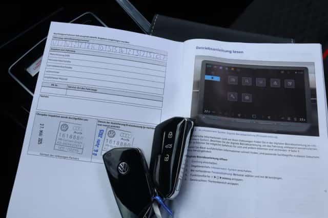 Volkswagen Golf (2025) thumbnail 35