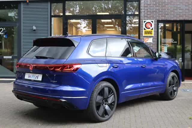 Volkswagen Touareg (2025) thumbnail 2