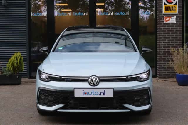 Volkswagen Golf (2025) thumbnail 7