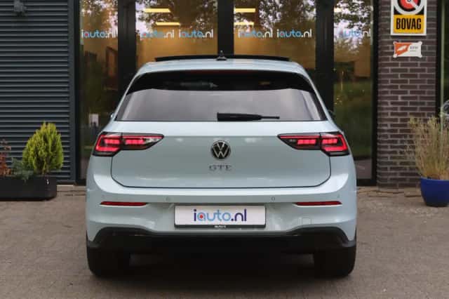 Volkswagen Golf (2025) thumbnail 8