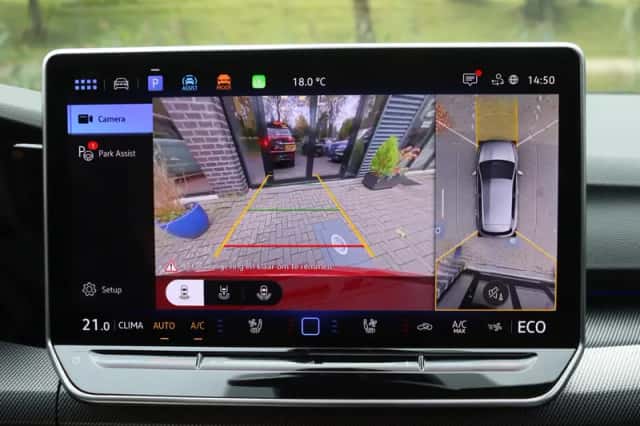 Volkswagen Golf (2025) thumbnail 15