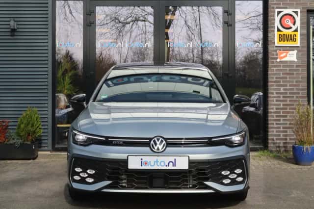 Volkswagen Golf (2025) thumbnail 7