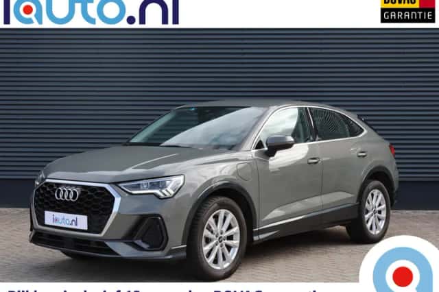 Audi Q3 (2022) thumbnail 1