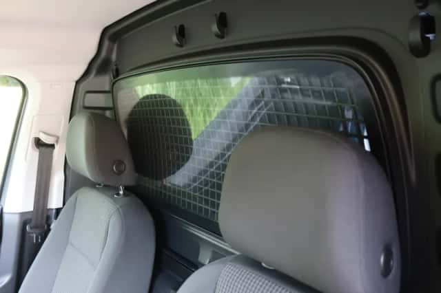 Volkswagen Caddy (2021) thumbnail 31