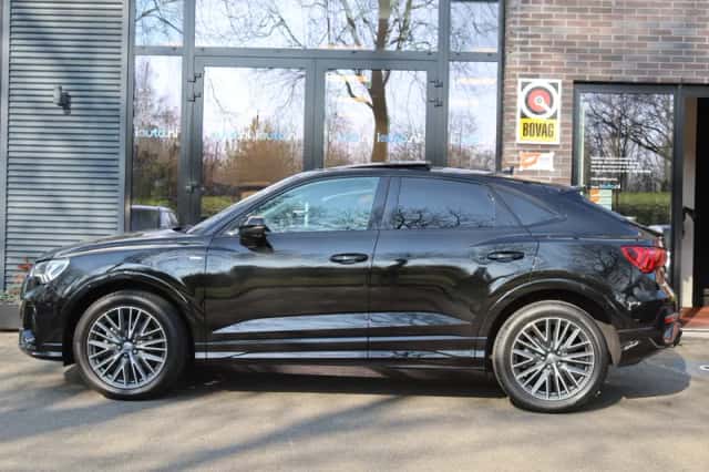 Audi Q3 (2020) thumbnail 3