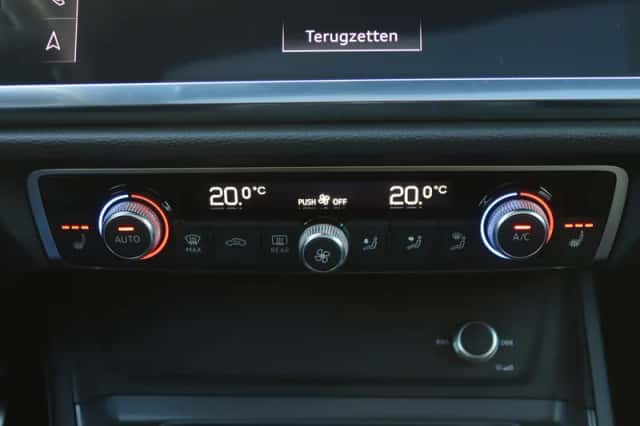 Audi Q3 (2020) thumbnail 22