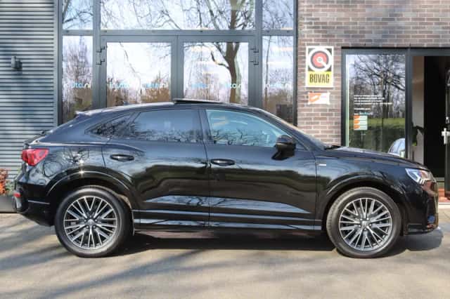 Audi Q3 (2020) thumbnail 4