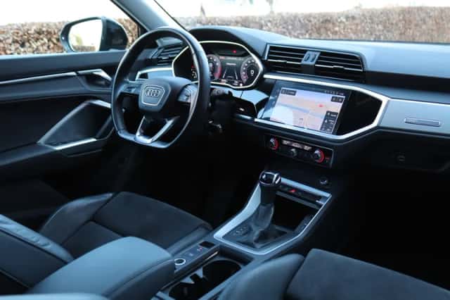 Audi Q3 (2020) thumbnail 9