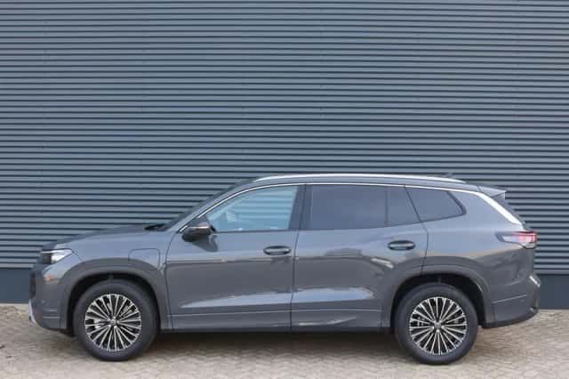 Volkswagen Tayron (2026) thumbnail 3