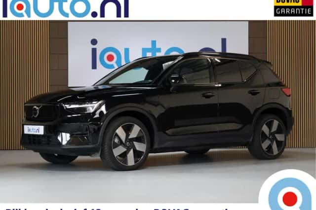 Volvo XC40 (2023) thumbnail 1