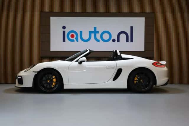 Porsche Boxster (2016) thumbnail 2
