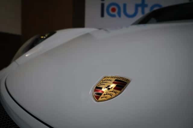 Porsche Boxster (2016) thumbnail 5
